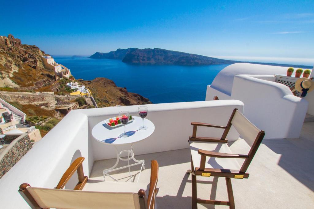 Oia Mare Villas - 2