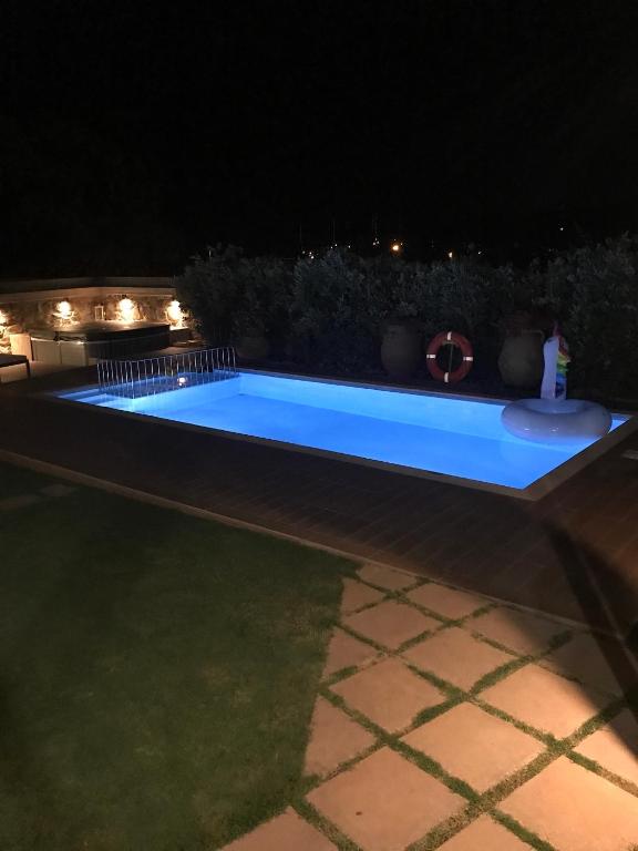 Bazén v ubytování Villa Casa Avocado nebo v jeho okolí