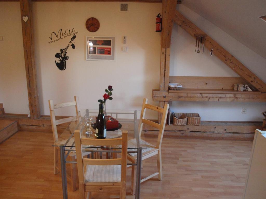Fotografie z fotogalerie ubytování Apartmány Rossa v Lounech