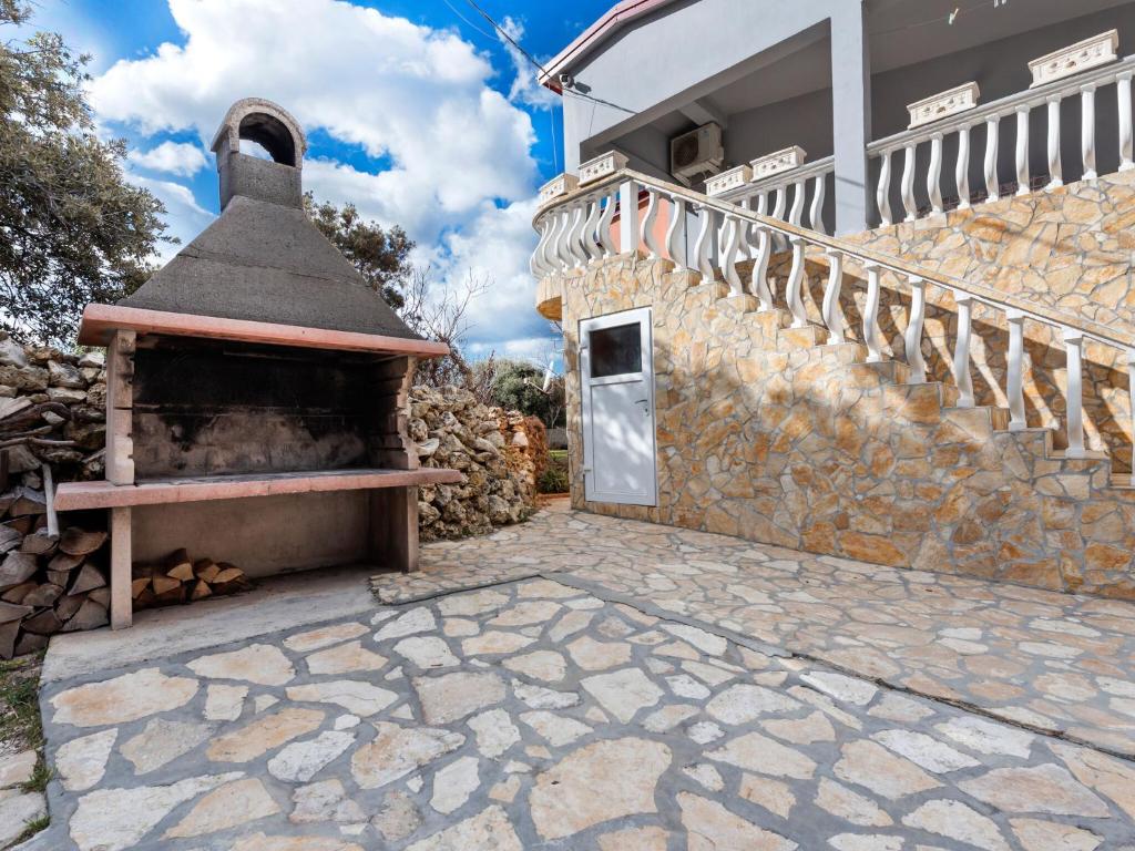 Fotografia z galérie ubytovania Enticing Apartment in Vir near Seabeach vo Viry