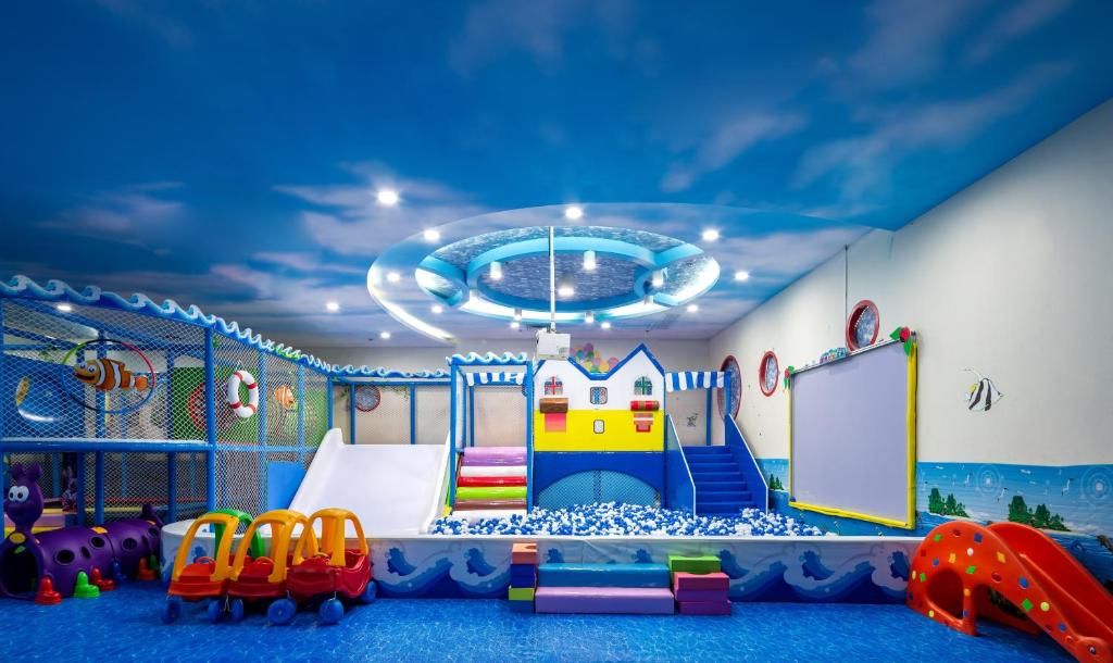 Детский клуб в Sunshine Resort Intime Sanya