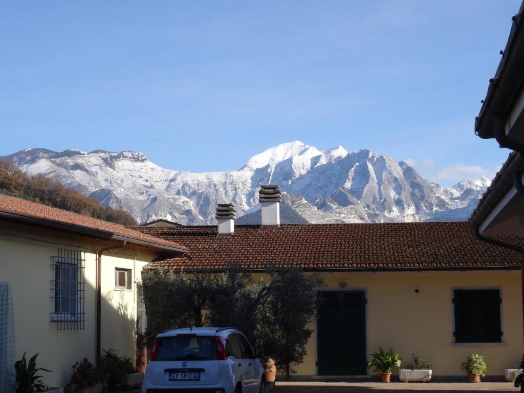 Nespecifikovaný výhled na hory nebo výhled na hory při pohledu z bed and breakfast