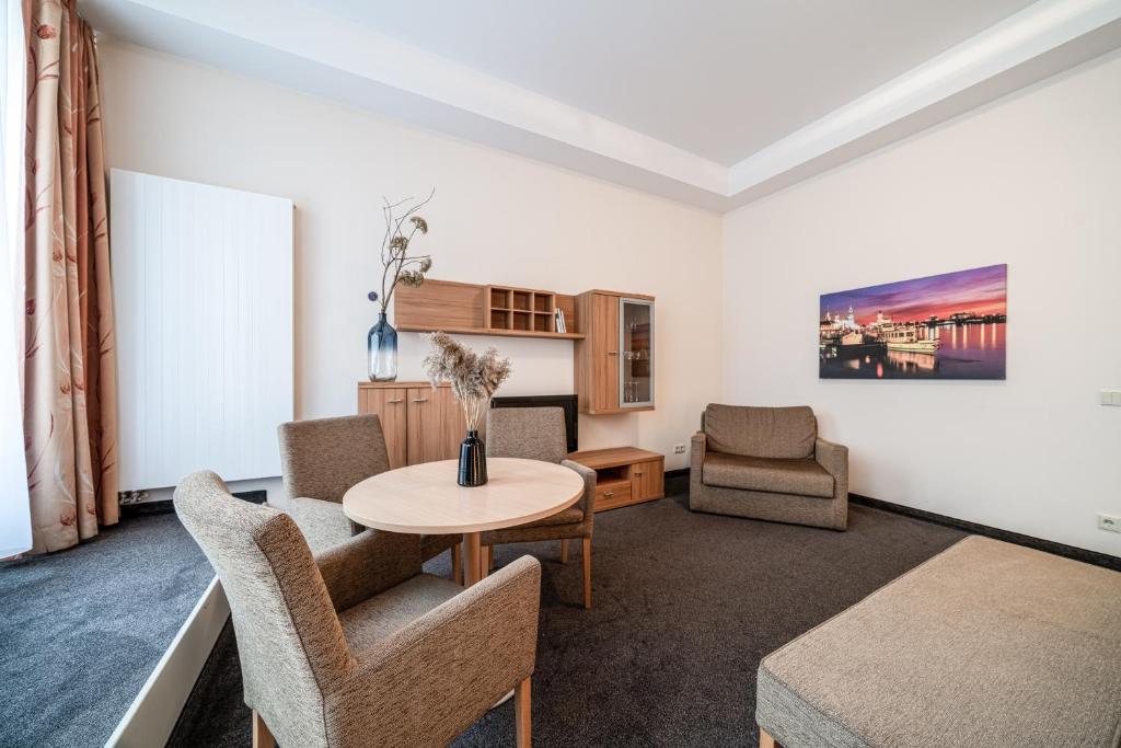 Aparthotel Neumarkt - 9