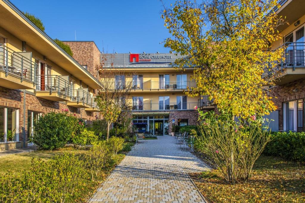 Budova, kde se hotel nachází