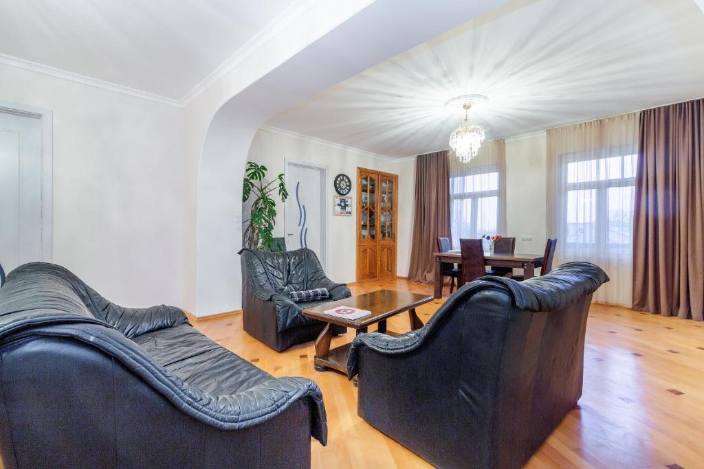 Posezení v ubytování Guesthouse Alvani
