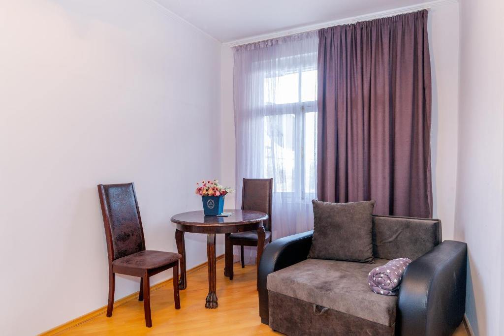Posezení v ubytování Guesthouse Alvani
