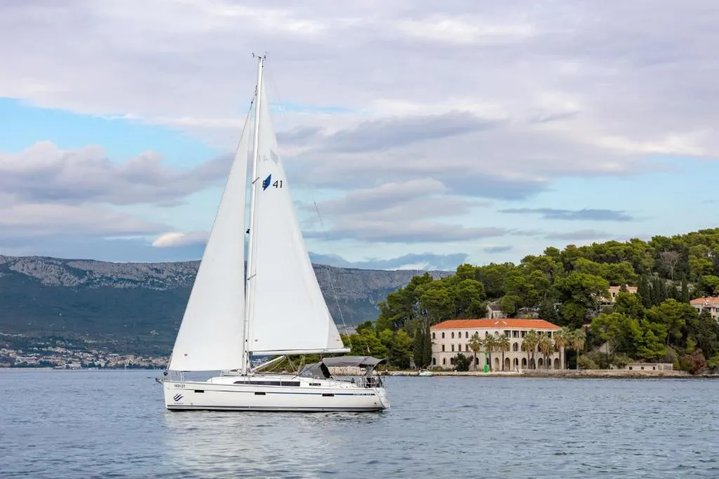Bavaria Cruiser 41 - Nina Sailing Boat, Split, Croaţia