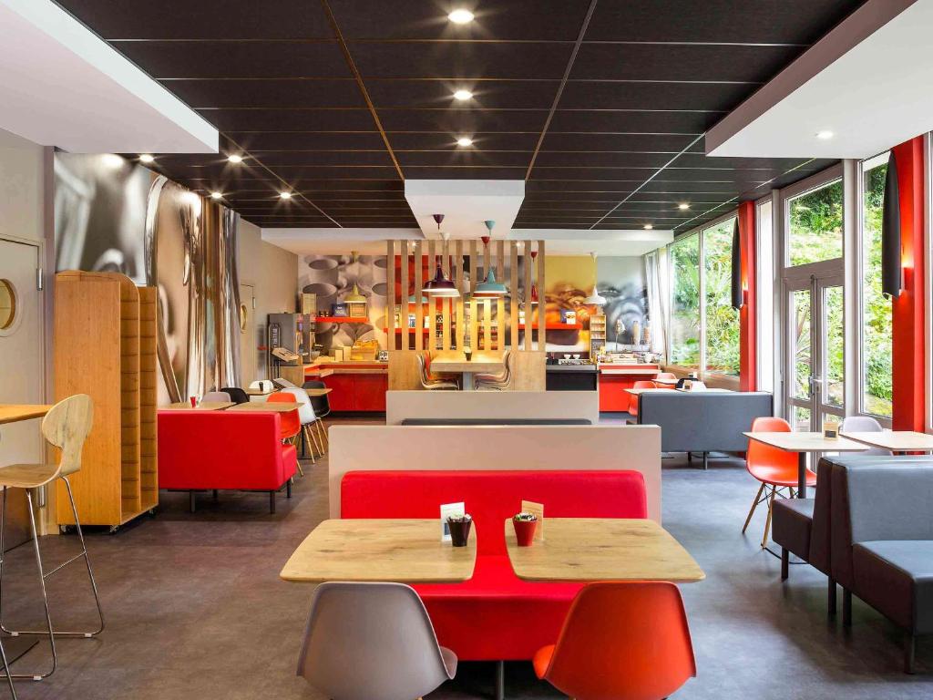 Restaurace v ubytování ibis Lannion