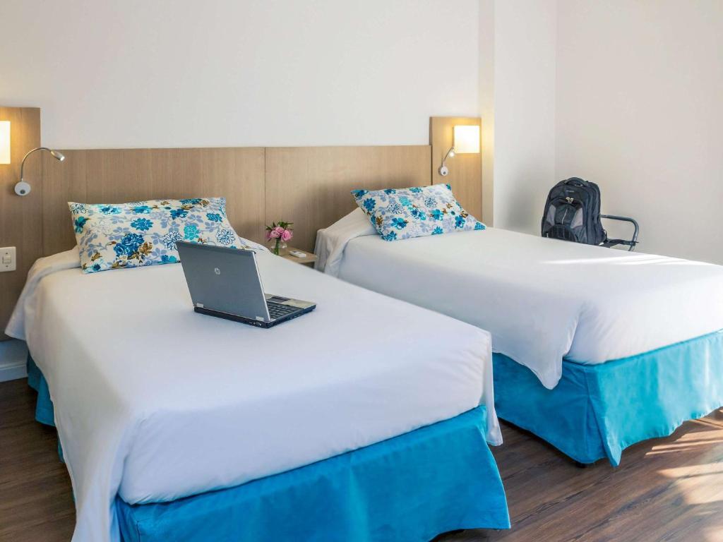  Mercure Santos