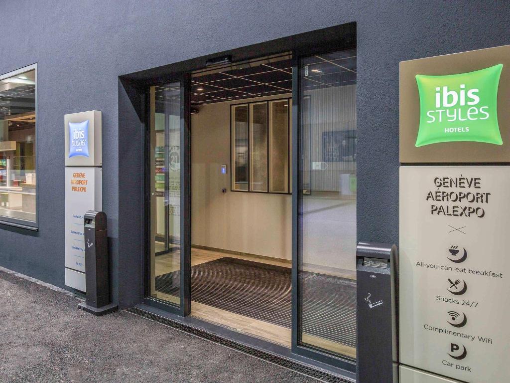 Certifikát, hodnocení, plakát nebo jiný dokument vystavený v ubytování ibis Styles Geneve Palexpo Aeroport