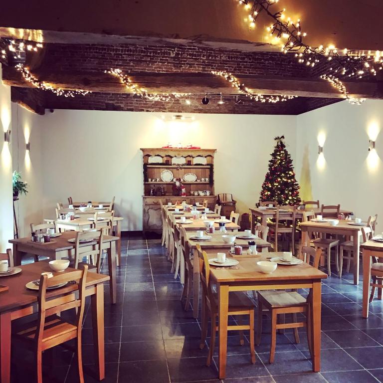 Restaurace v ubytování De Verborgen Parel B&B