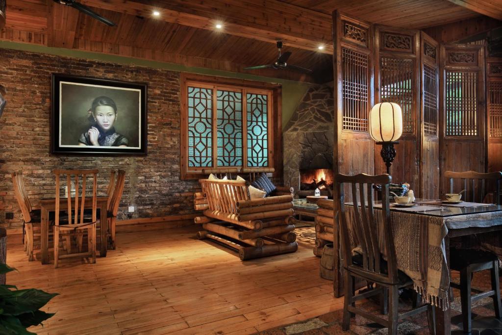 Posezení v ubytování Yangshuo Mountain Retreat