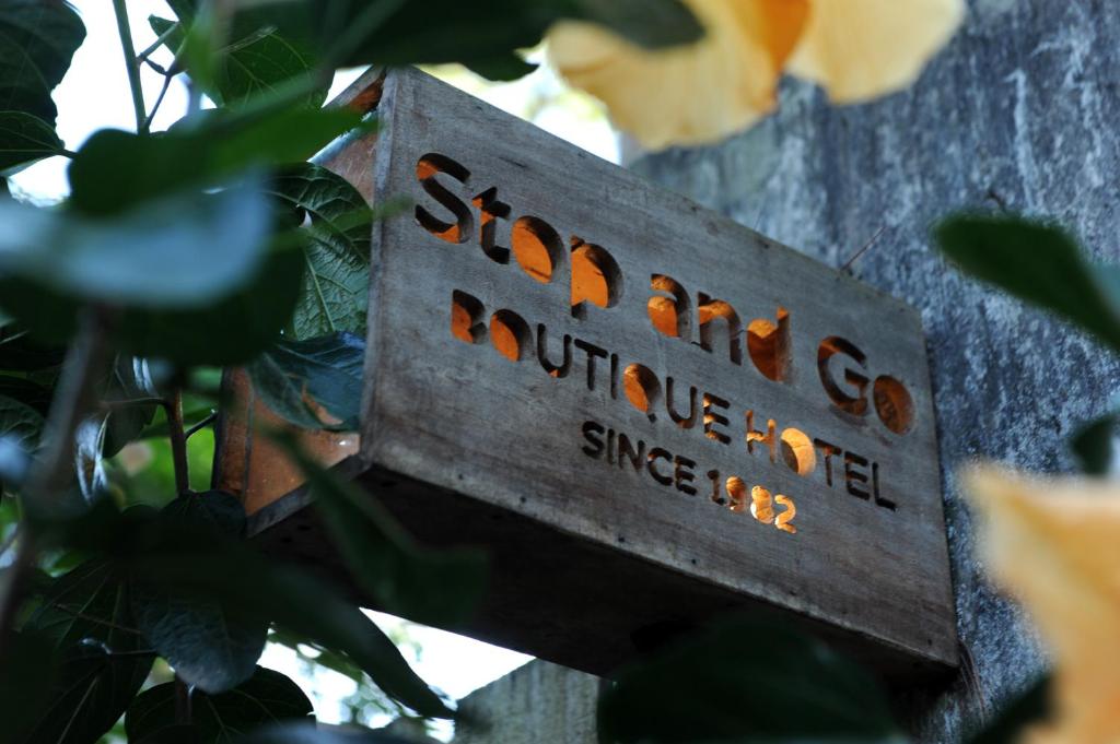Certifikát, hodnocení, plakát nebo jiný dokument vystavený v ubytování Stop and Go Boutique Hotel