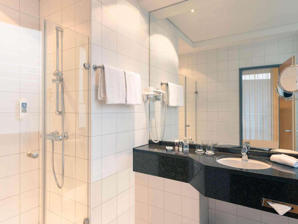 Koupelna v ubytování Mercure Hotel Aachen Am Dom