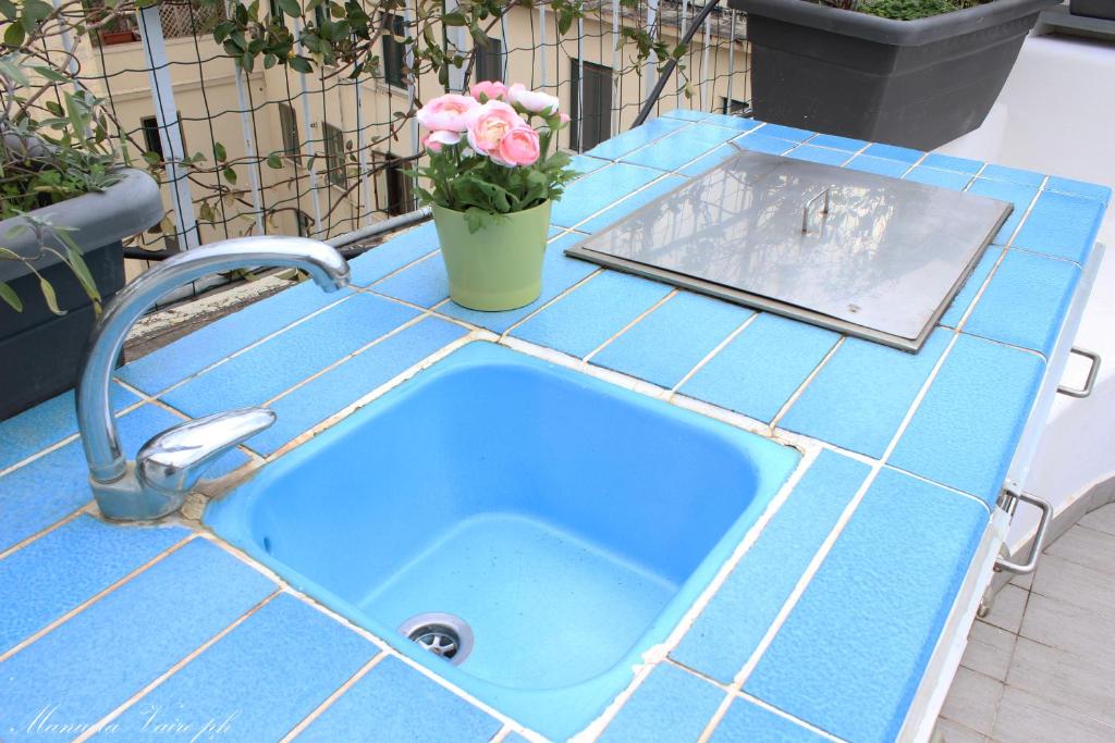 The swimming pool at or close to La Casa di MaPi