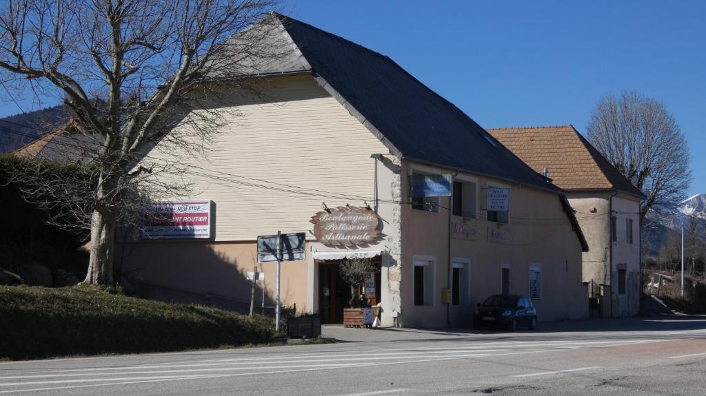 Gallery image of Chalet dans village in Saint-Maurice-en-Trièves