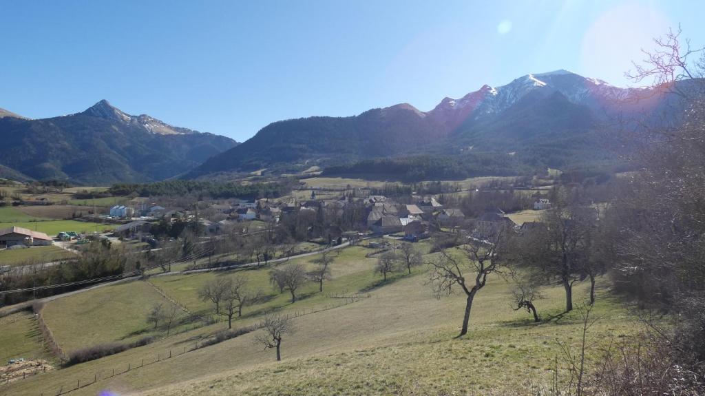 Gallery image of Chalet dans village in Saint-Maurice-en-Trièves