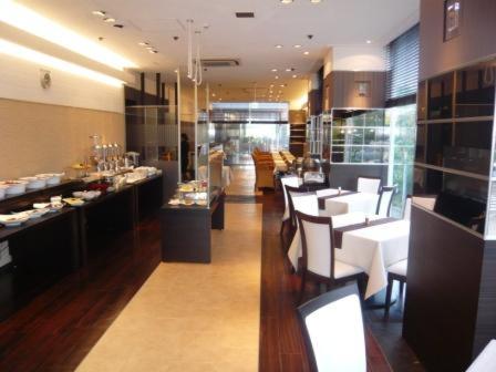 Restaurace v ubytování Hiroshima Intelligent Hotel Annex
