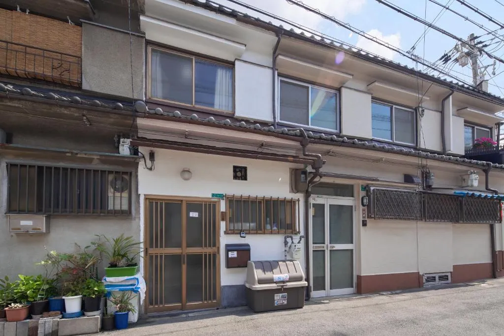 NOAH Japan Villa /JR 2min/directly to Namba&KIX, Osaka, Japonia