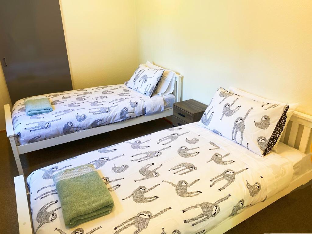 Lake view family Lodge up tp 14 people - Resim 13