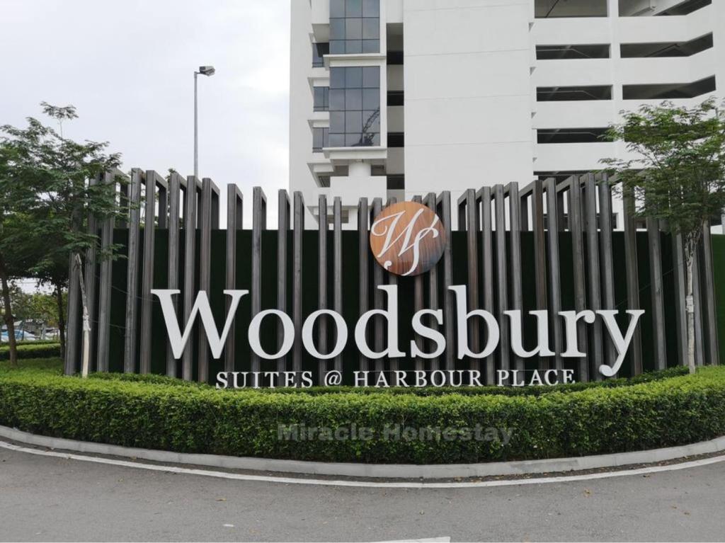 Certifikát, hodnocení, plakát nebo jiný dokument vystavený v ubytování Miracle Woodsbury Habour Place Butterworth