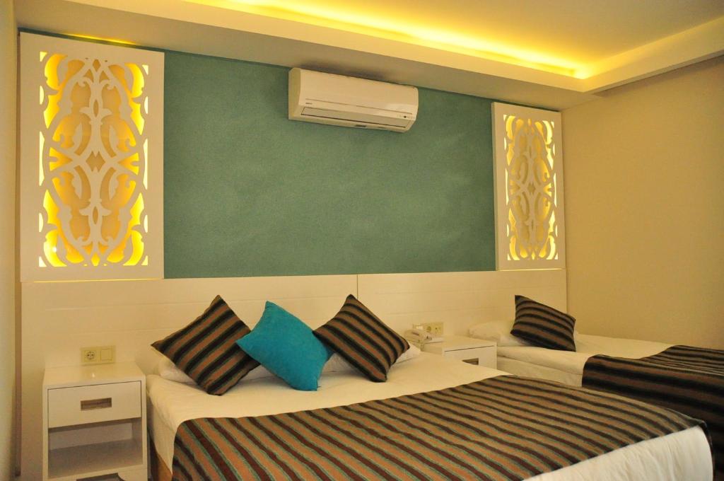 Aura Boutique Hotel - 14