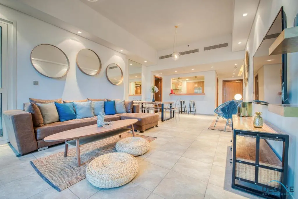 Two Bedroom Apartment in Marina Residence 3, Palm Jumeirah by Deluxe Holiday Homes, Alantos, United Arab Emirates