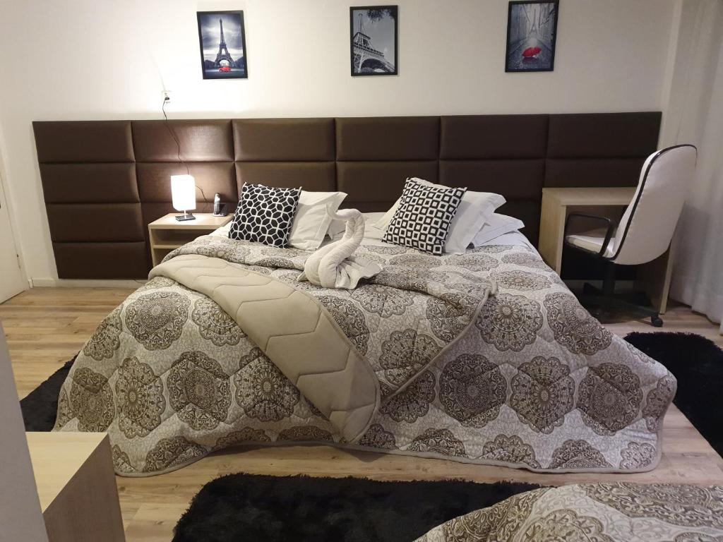  Lages Plaza Hotel