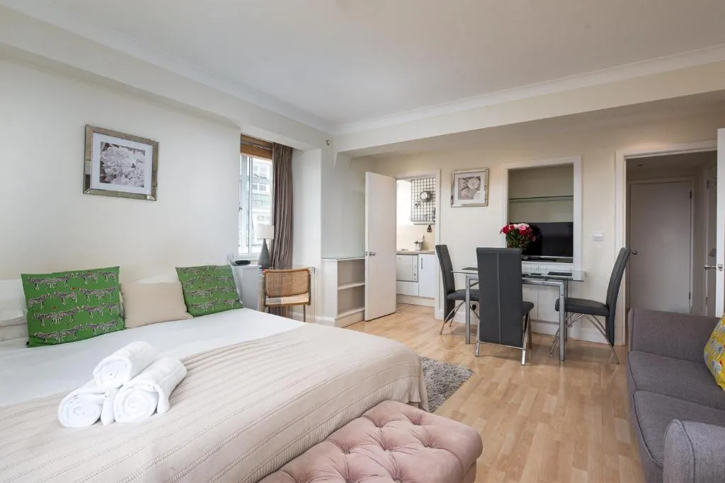 Apartment 803 - Nell Gwynn House, Chelsea, London, United Kingdom