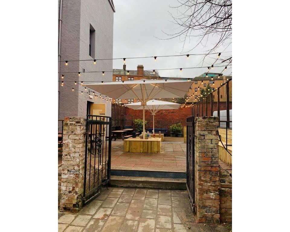 Babbity Bowsters - Resim 2