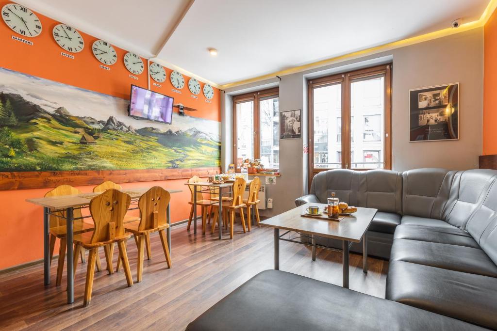 Posedenie v ubytovaní Top Hostel Pokoje Gościnne