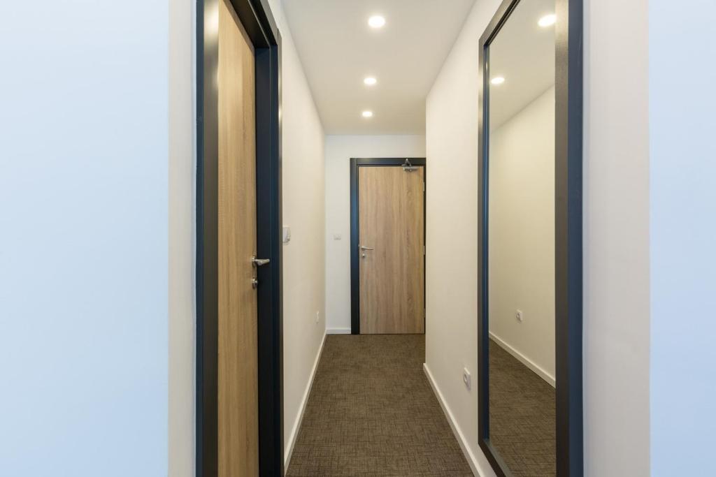 Premium Crown Suites - Resim 42