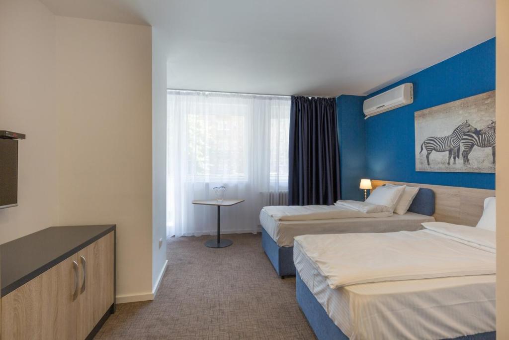 Premium Crown Suites - Resim 44