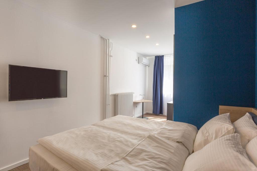 Premium Crown Suites - Resim 30