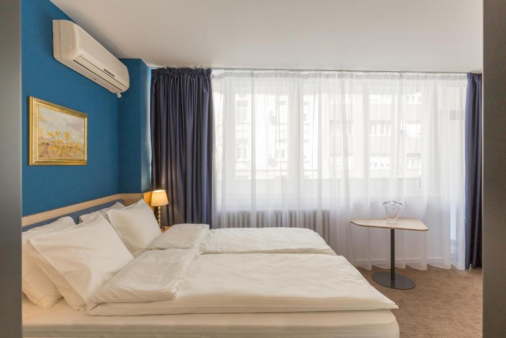 
Double Room with Terrace
