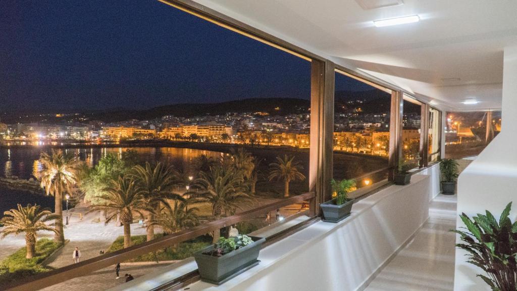 Balkón nebo terasa v ubytování Faros Rooms