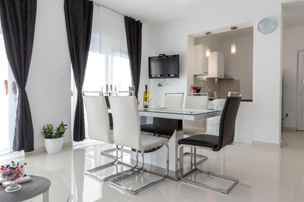 Fotografia z galérie ubytovania Apartments Jure v destinácii Barić Draga