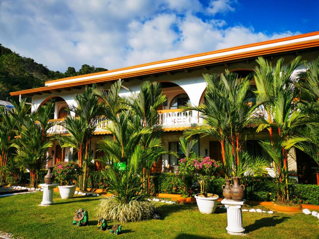 Jardín al aire libre en Hotel Villabosque Eco Boutique