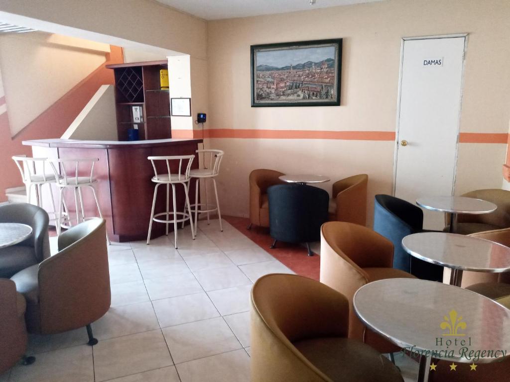 Posezení v ubytování Hotel Florencia Regency