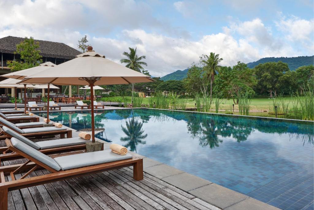 La alberca dentro o cerca de Kirimaya Golf Resort Spa - SHA Plus Certified
