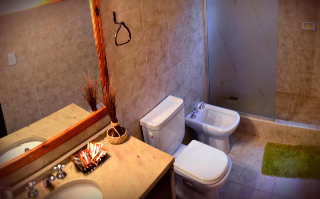 Golden Lodge - Chalet De Quatre Chambres