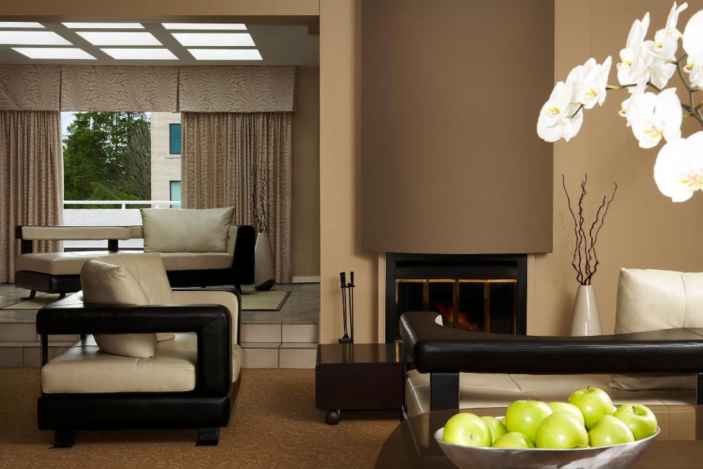 Rosellen Suites at Stanley Park - Resim 24