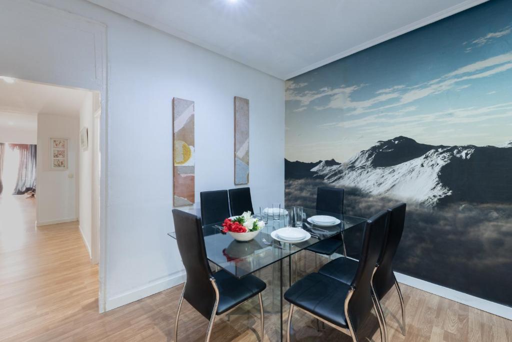 Apartamentos Day Madrid GRAN VIA Centro Sol Malasaña - Apartment With Balcony