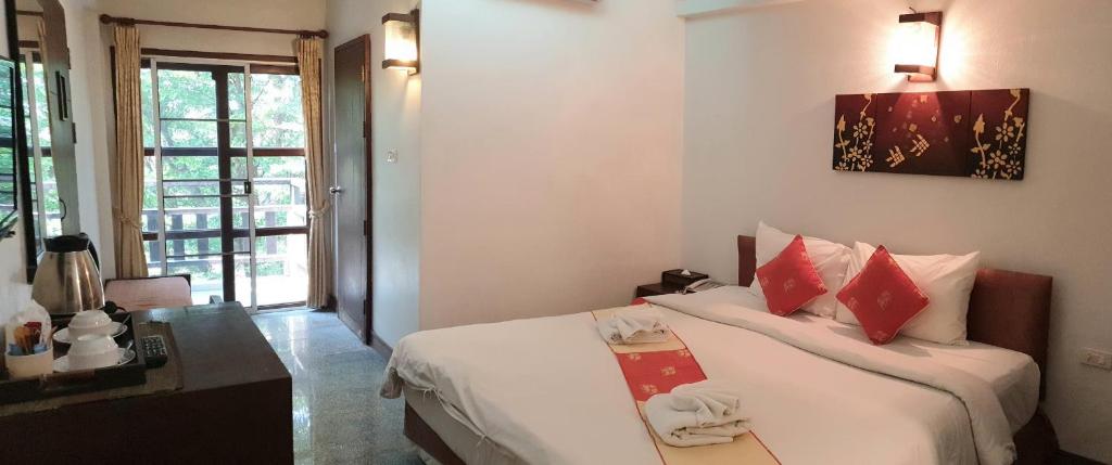 
Standard Double Room with Shower
