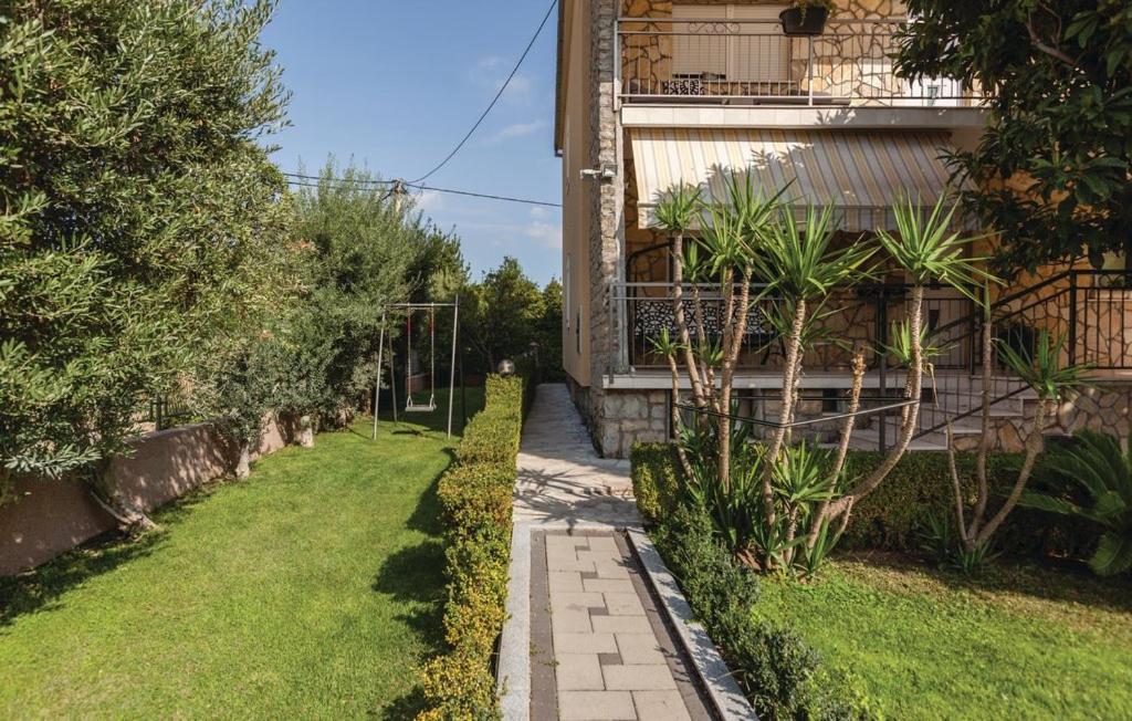 Apartments Robert - شقة من غرفتي نوم مع شرفة