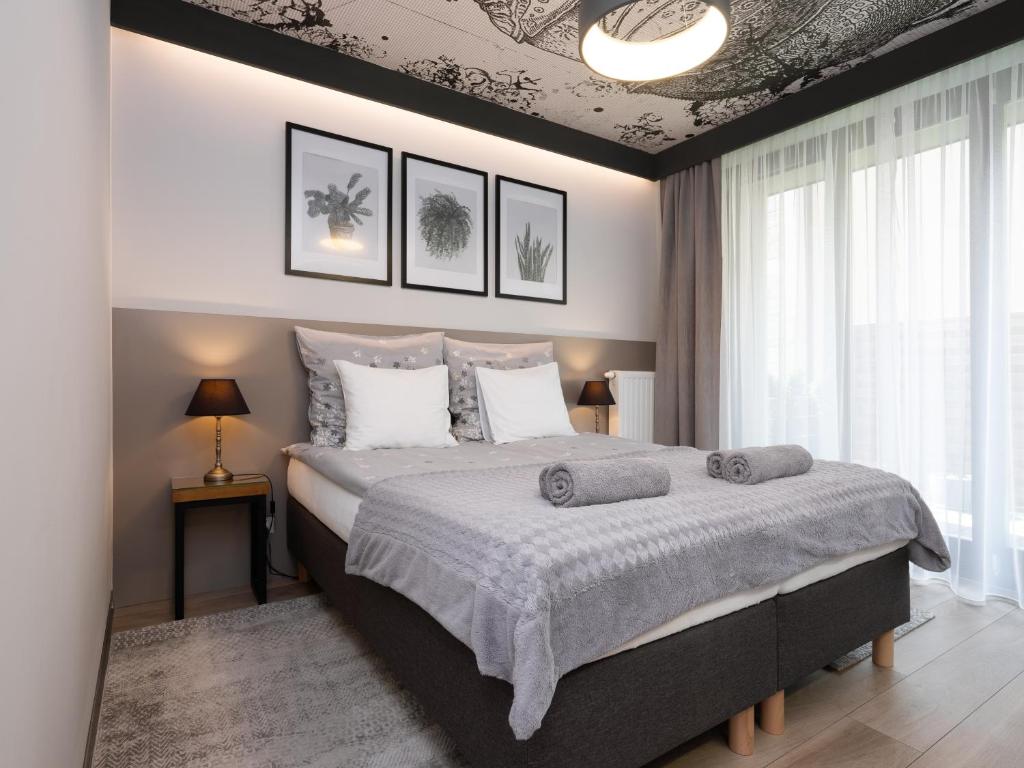 Jacuzzi Apartments - 7