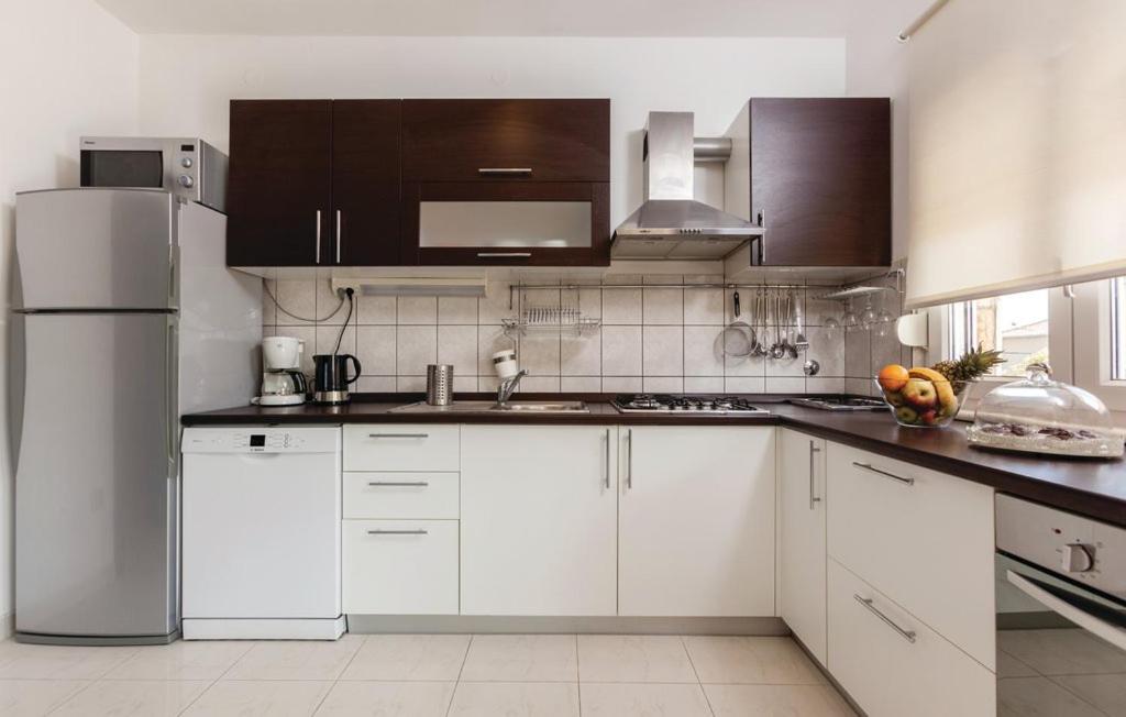 Apartments Robert - شقة من غرفتي نوم مع تراس
