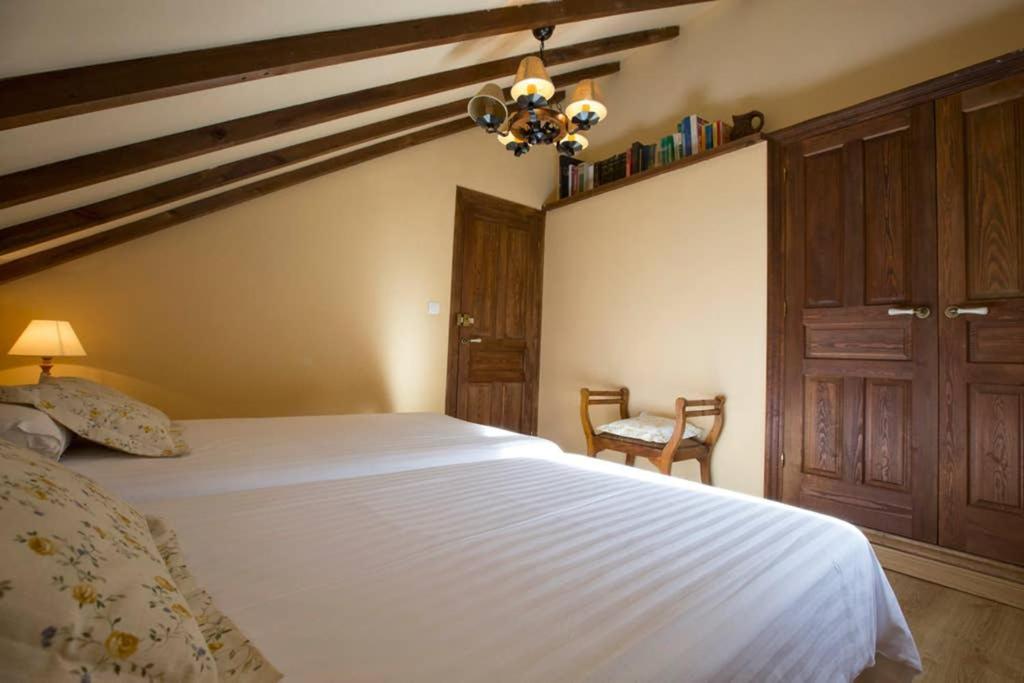 La Veguina, Santillán – Updated 2022 Prices