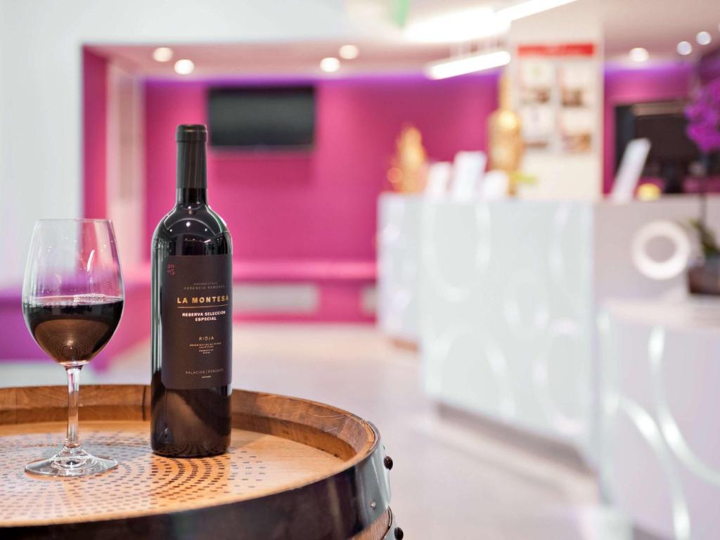 Nápoje v ubytovaní Ibis Styles Madrid Prado