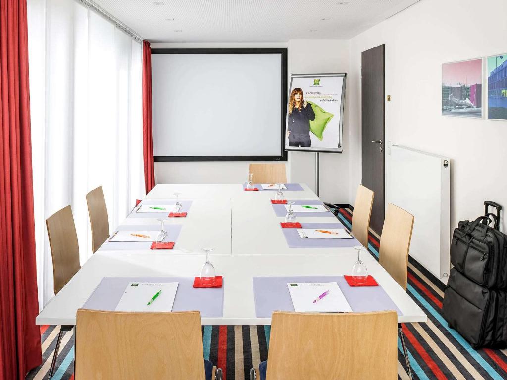 Gambar di galeri bagi ibis Styles Karlsruhe Ettlingen di Ettlingen